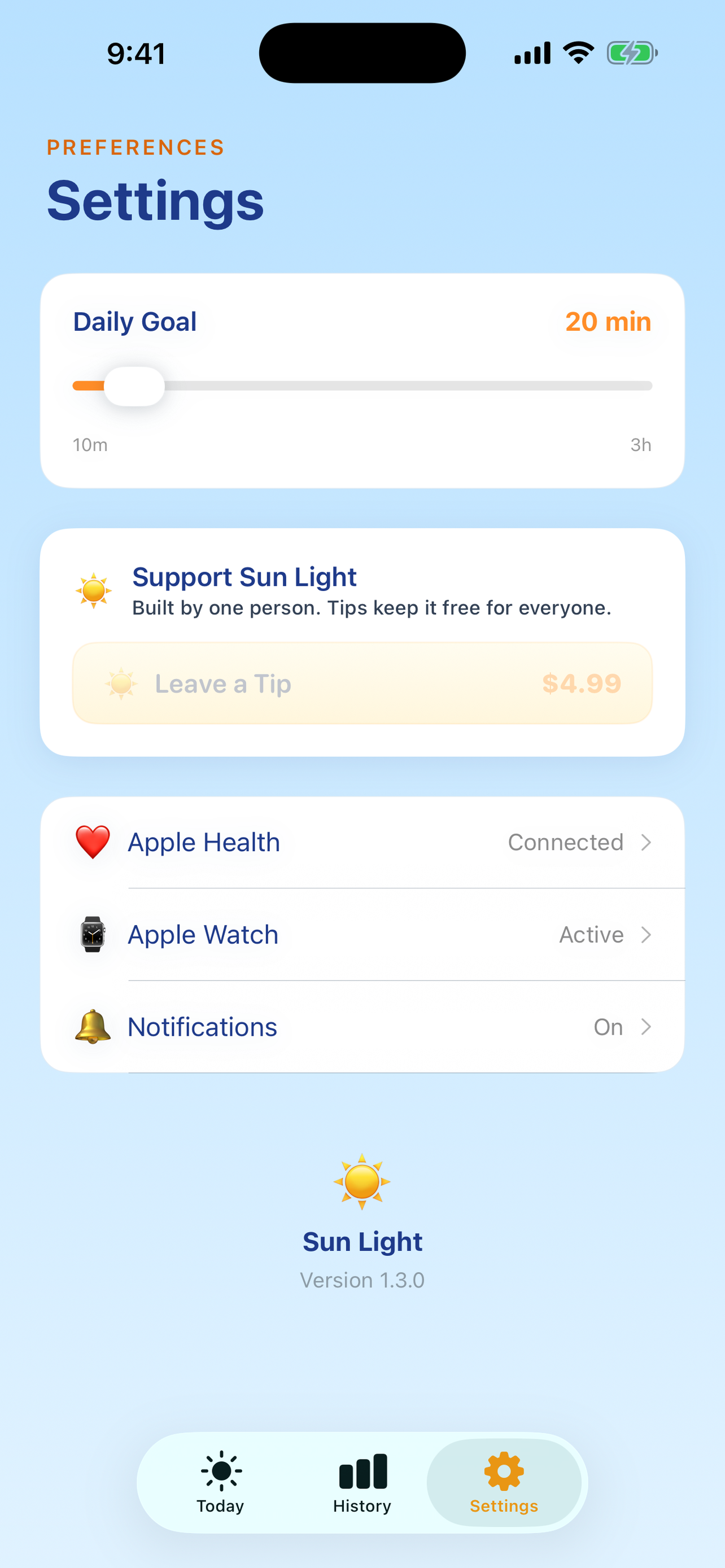 Sun Light Settings tab showing the daily goal slider, Apple Health and Apple Watch status, and a tip jar